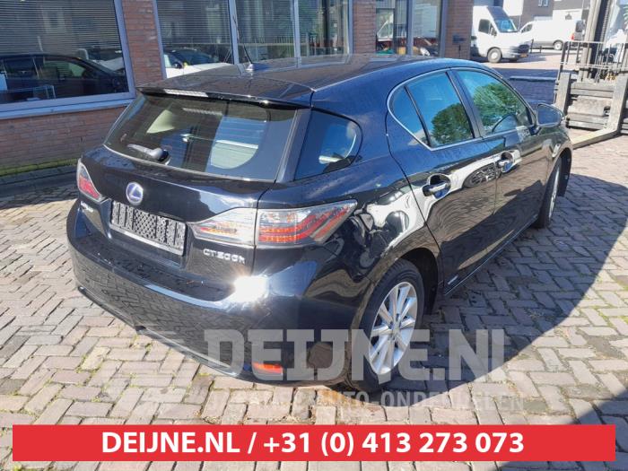 Lexus CT 200h 1.8 16V Vehículo de desguace (2013, Negro)