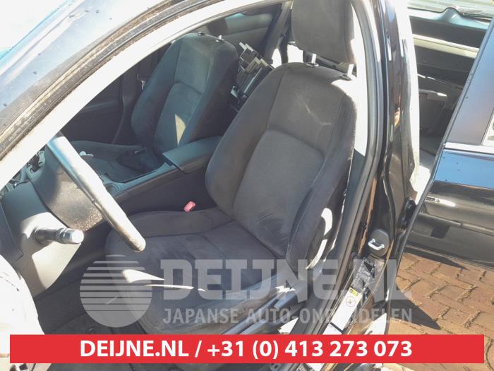 Lexus CT 200h 1.8 16V Vehículo de desguace (2013, Negro)