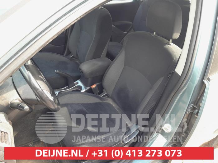 Mitsubishi Outlander 2.4 16V Mivec 4x4 Épave (2008, Vert)