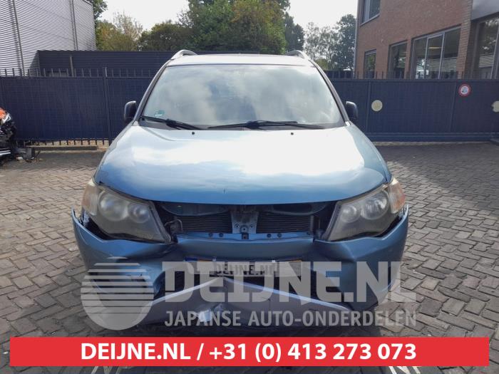 Mitsubishi Outlander 2.4 16V Mivec 4x4 Épave (2008, Vert)