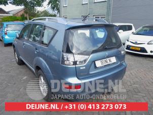 Mitsubishi Outlander 2.4 16V Mivec 4x4 Épave (2008, Vert)