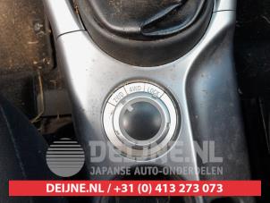 Mitsubishi Outlander 2.4 16V Mivec 4x4 Épave (2008, Vert)