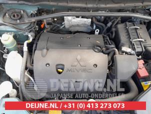 Mitsubishi Outlander 2.4 16V Mivec 4x4 Épave (2008, Vert)