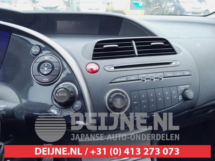 Honda Civic 1.8i VTEC 16V Vehículo de desguace (2006, Gris)