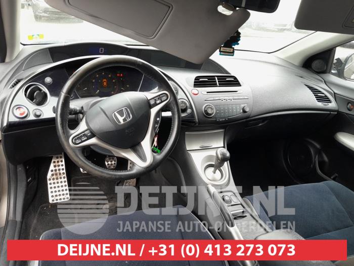 Honda Civic 1.8i VTEC 16V Vehículo de desguace (2006, Gris)