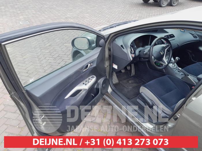 Honda Civic 1.8i VTEC 16V Vehículo de desguace (2006, Gris)