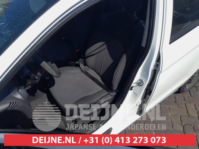 Mitsubishi Space Star 1.0 12V Vehículo de desguace (2016, Blanco)