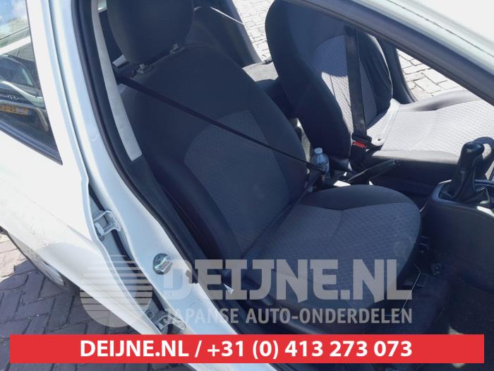 Mitsubishi Space Star 1.0 12V Vehículo de desguace (2016, Blanco)