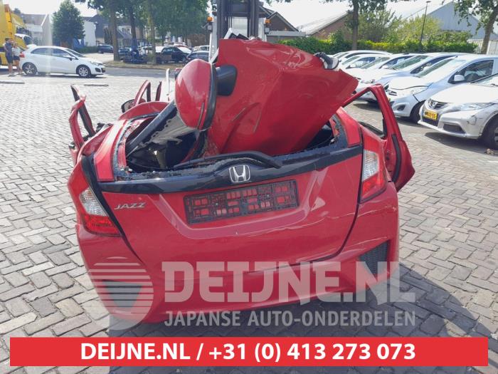 Honda Jazz 1.3 -i-VTEC 16V Vehículo de desguace (2017, Rojo)