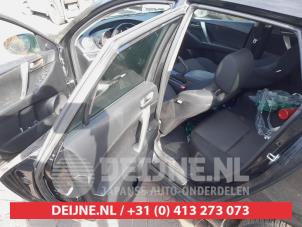 Mazda 3 Sport 1.6i MZR 16V Samochód złomowany (2011, Czarny)