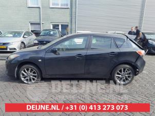 Mazda 3 Sport 1.6i MZR 16V Samochód złomowany (2011, Czarny)
