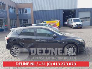 Mazda 3 Sport 1.6i MZR 16V Samochód złomowany (2011, Czarny)