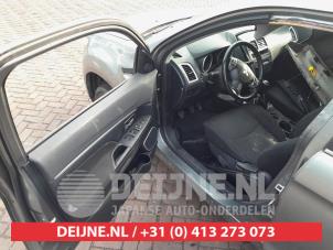 Mitsubishi ASX 1.6 MIVEC 16V Vehículo de desguace (2010, Gris)