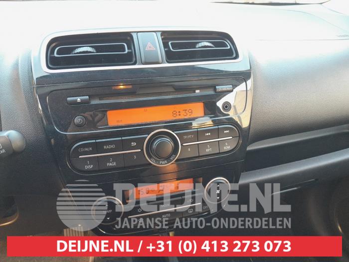 Mitsubishi Space Star 1.0 12V Vehículo de desguace (2013, Negro)