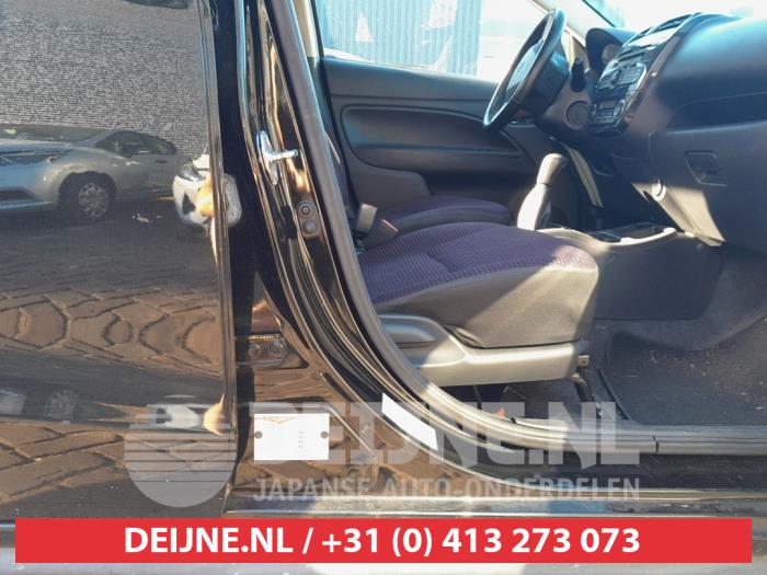 Mitsubishi Space Star 1.0 12V Vehículo de desguace (2013, Negro)