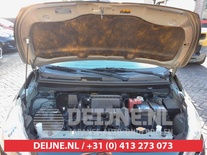 Mitsubishi Space Star 1.0 12V Vehículo de desguace (2013, Negro)