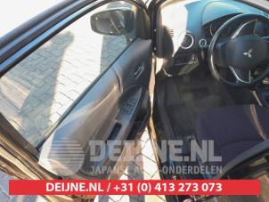 Mitsubishi Space Star 1.0 12V Vehículo de desguace (2013, Negro)