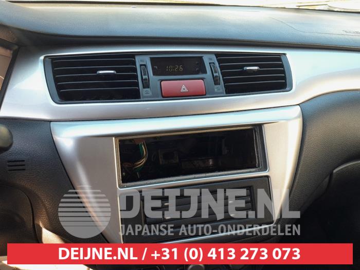 Mitsubishi Lancer Wagon 2.0 16V Coche dañado (2007, Azul)