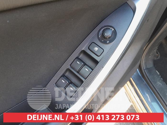 Mazda CX-5 I 2.2 SkyActiv-D 16V 2WD Samochód złomowany (2015, Szary)