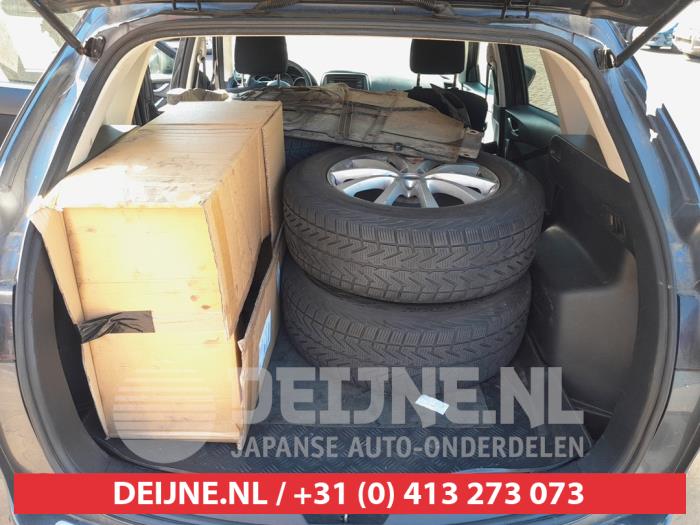Mazda CX-5 I 2.2 SkyActiv-D 16V 2WD Samochód złomowany (2015, Szary)