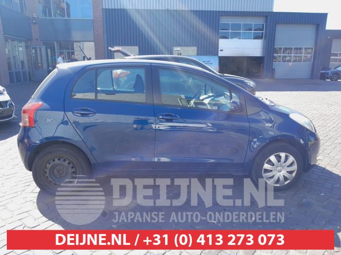 Toyota Yaris II 1.3 16V VVT-i Coche dañado (2007, Azul)