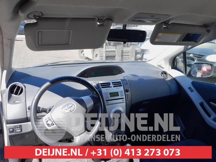Toyota Yaris II 1.3 16V VVT-i Coche dañado (2007, Azul)