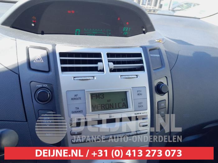 Toyota Yaris II 1.3 16V VVT-i Coche dañado (2007, Azul)