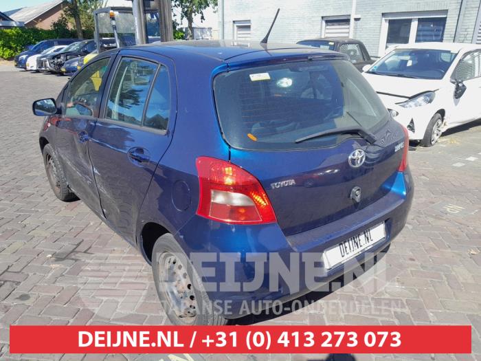 Toyota Yaris II 1.3 16V VVT-i Coche dañado (2007, Azul)