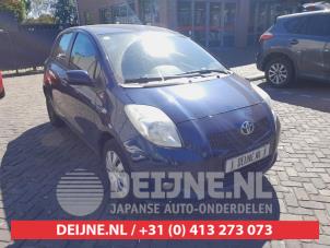 Toyota Yaris II 1.3 16V VVT-i Coche dañado (2007, Azul)