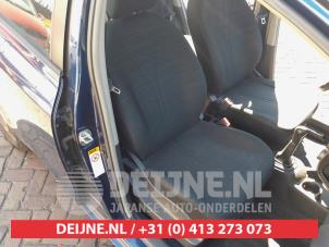 Toyota Yaris II 1.3 16V VVT-i Coche dañado (2007, Azul)