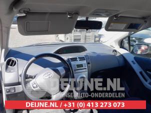 Toyota Yaris II 1.3 16V VVT-i Coche dañado (2007, Azul)
