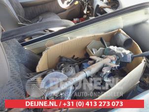 Ford Ranger 2.5TD 12V 4x4 Vehículo de desguace (2002, Rojo)