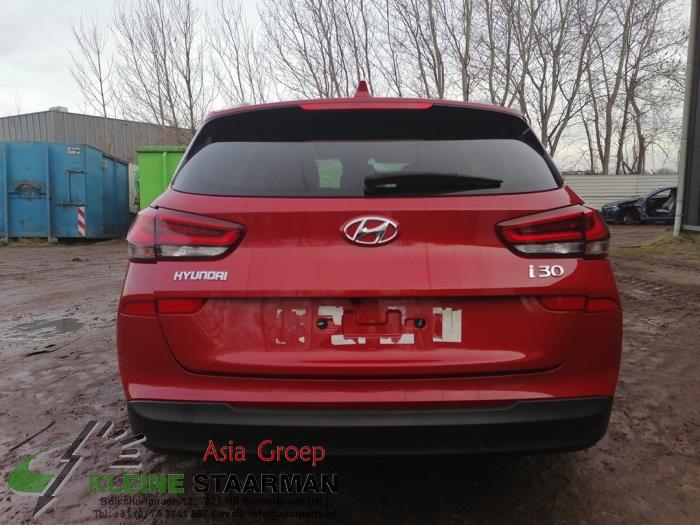 Hyundai i30 Wagon 1.4 T-GDI 16V Vehículo de desguace (2018, Rojo)