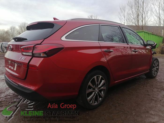 Hyundai i30 Wagon 1.4 T-GDI 16V Vehículo de desguace (2018, Rojo)