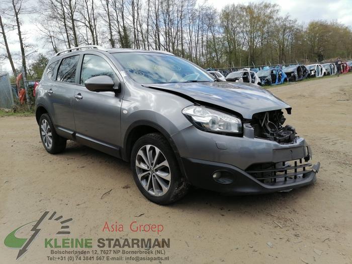 Nissan Qashqai 1.6 dCi Pure Drive Vehículo de desguace (2013, Gris)