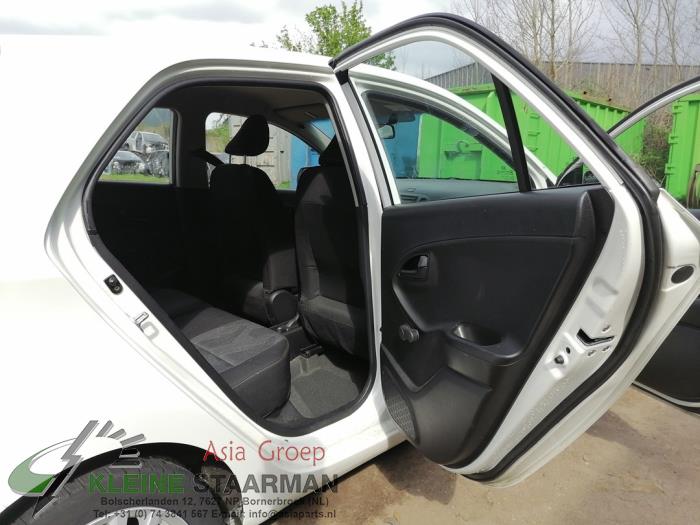 Kia Picanto 1.2 16V Salvage vehicle (2011, White)