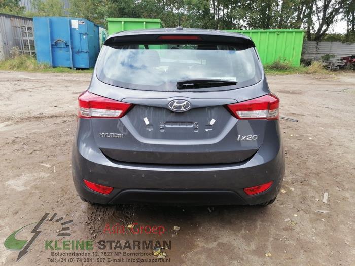 Hyundai iX20 1.6i 16V Salvage vehicle (2019, Dark, Gray)