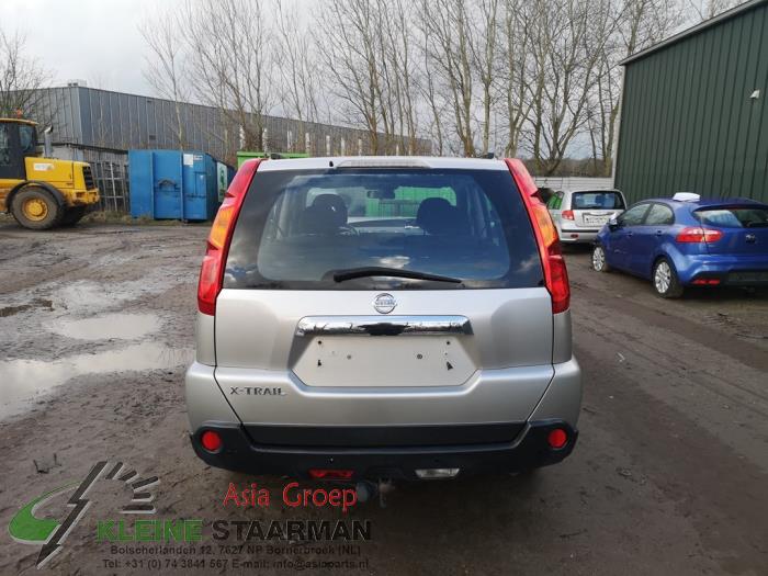 Nissan X-Trail 2.0 16V XE,SE,LE 4x4 Vehículo de desguace (2008, Gris)