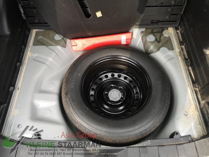 Nissan X-Trail 2.0 16V XE,SE,LE 4x4 Vehículo de desguace (2008, Gris)