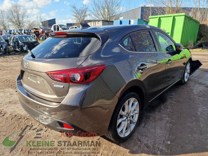 Mazda 3 2.0 SkyActiv-G 120 16V Samochód złomowany (2015, Brazowy)