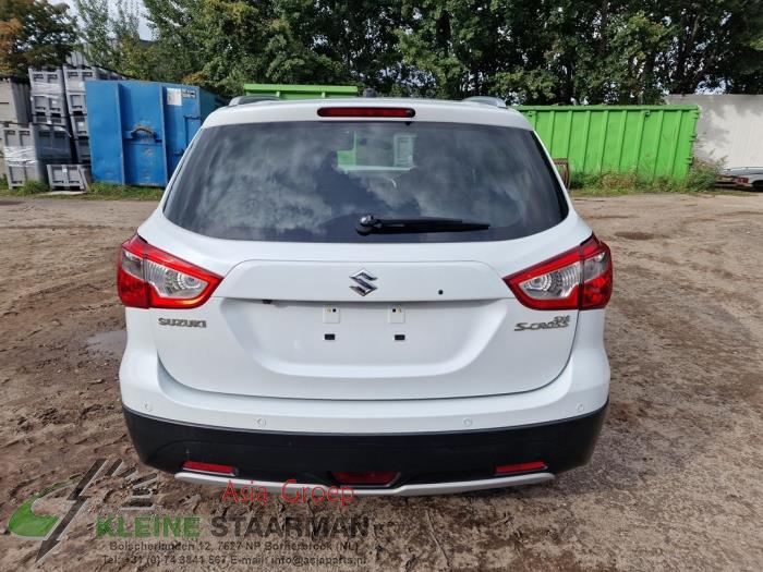 Suzuki SX4 S-Cross 1.6 16V Salvage vehicle (2015, White)