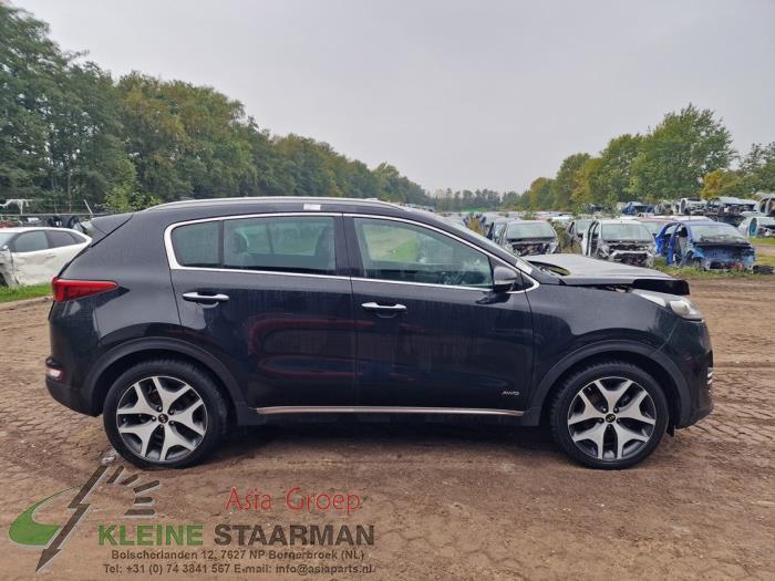 Kia Sportage 2.0 CRDi 136ch Révélation 4X4 - Voitures