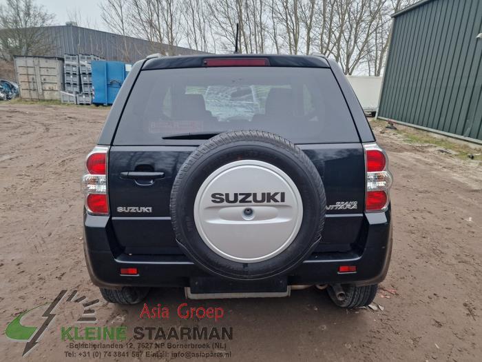 Suzuki Grand Vitara II 1.6 16V Salvage vehicle (2014, Black)