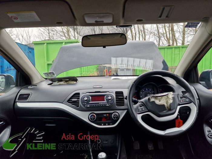 Kia Picanto 1.2 16V Skrotfordon (2012, ZWART)