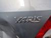 Toyota Yaris II 1.33 16V Dual VVT-I Vehículo de desguace (2009, Gris)