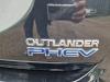 Mitsubishi Outlander 2.0 16V PHEV 4x4 Samochód złomowany (2015, Czarny)