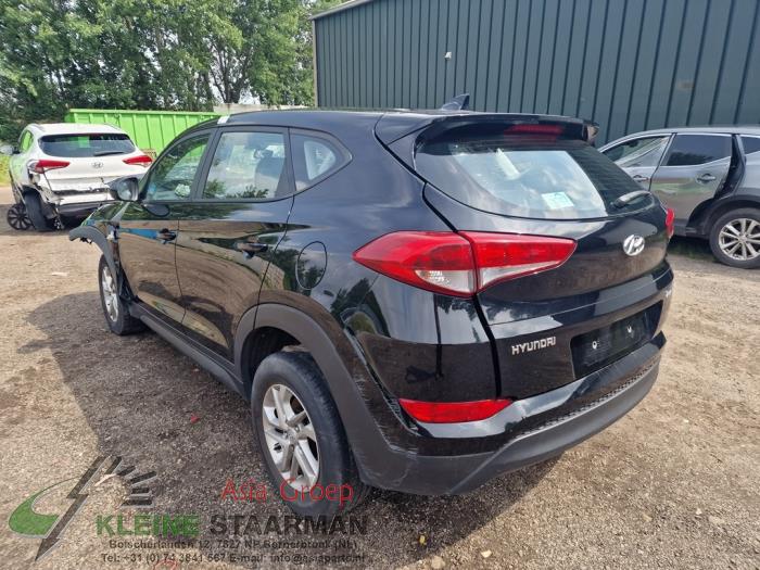 Hyundai Tucson 1.7 CRDi 16V 2WD Skrotfordon (2017, ZWART)