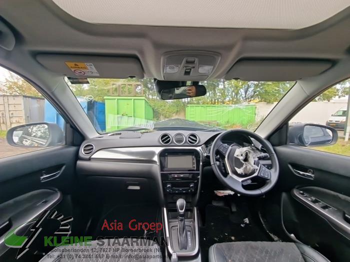 Suzuki Vitara 1.5 16V Dualjet Hybrid Schrottauto (2022, Schwarz)