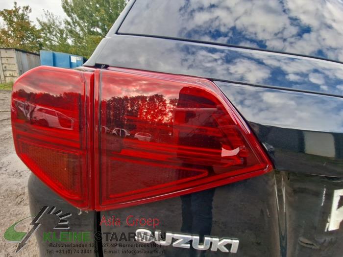 Suzuki Vitara 1.5 16V Dualjet Hybrid Vehículo de desguace (2022, Negro)