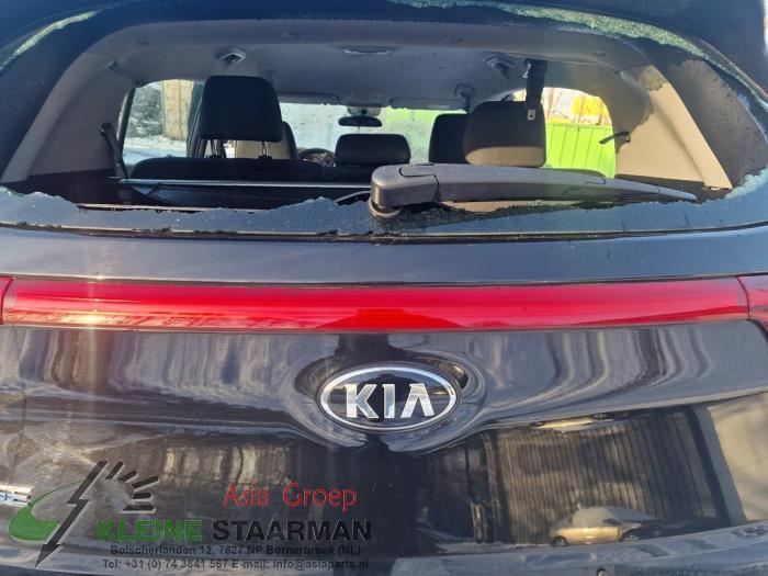 Kia Sportage 1.6 GDI 16V 4x2 Salvage vehicle (2017, Black)
